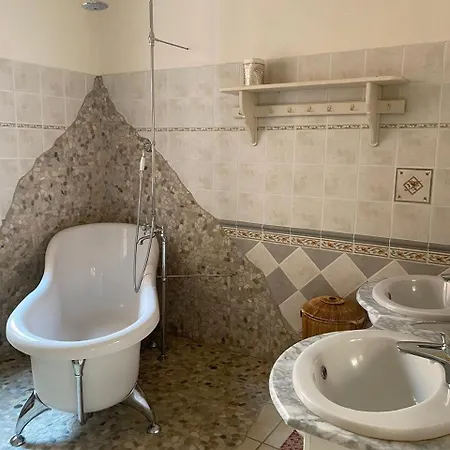 Ancien Chai Renove En Maison De De Charme 8 Pers Prázdninový dům